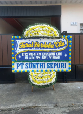 Papan Bunga Duka di Sambit